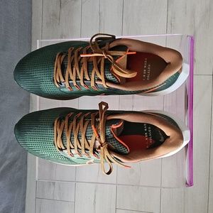 NIKE 13 MEN'S NWOT 9 (no box) Nike Air Zoom Pegasus 39 x Hola Lou A.I.R. 2022